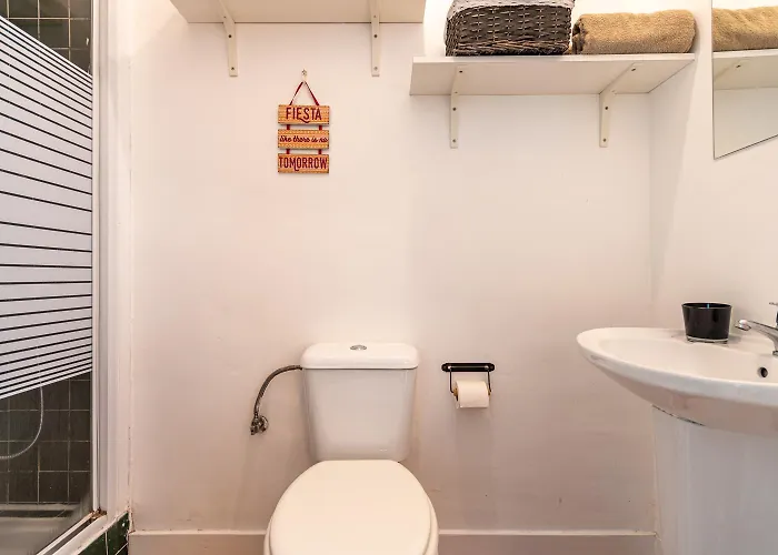 Third Floor At Graca Neighbourhood Διαμέρισμα *